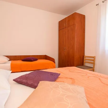 Marija Ljubica * Pag Town