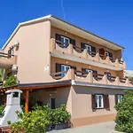 Marija Ljubica * Pag Town